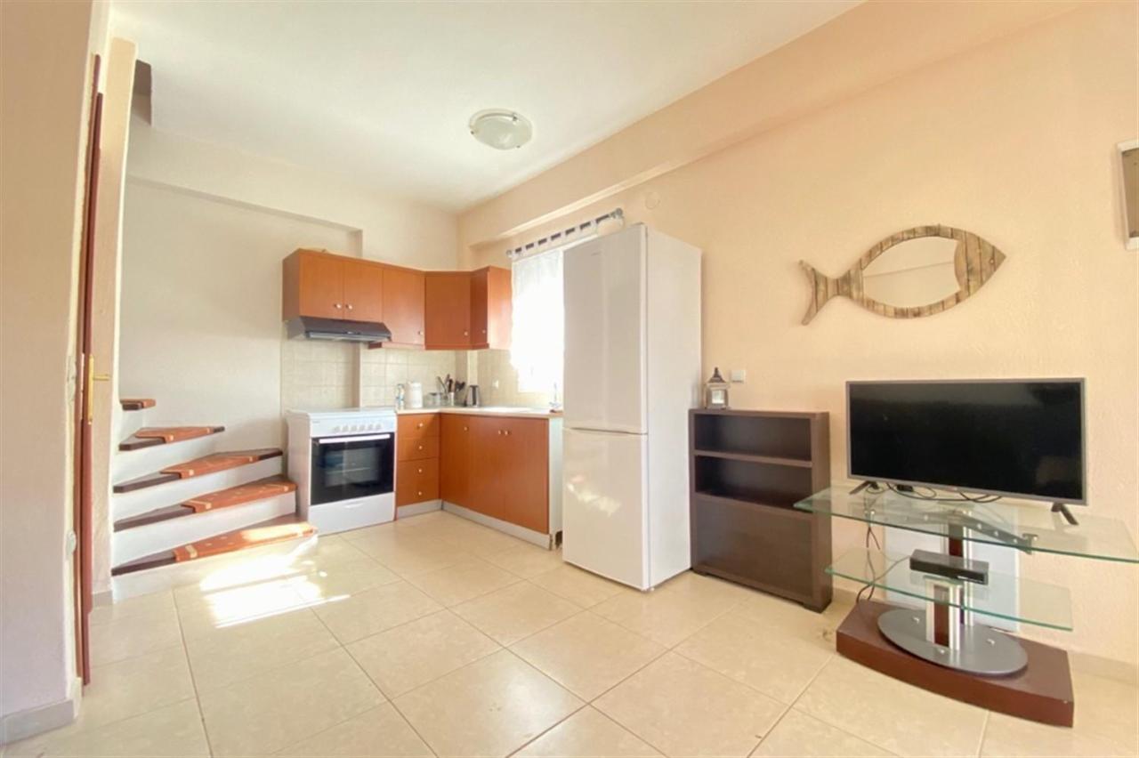 Pine Beach Holiday Home 2 Bedrooms 50 Meters To The Beach Kalyves Polygyrou Экстерьер фото